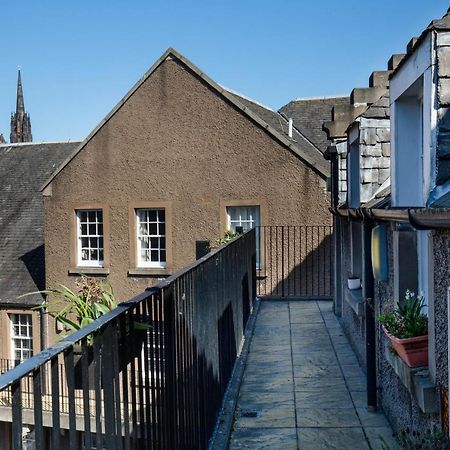 Modern Grassmarket Apartment Edimburgo Esterno foto
