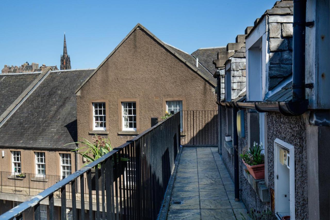 Modern Grassmarket Apartment Edimburgo Esterno foto