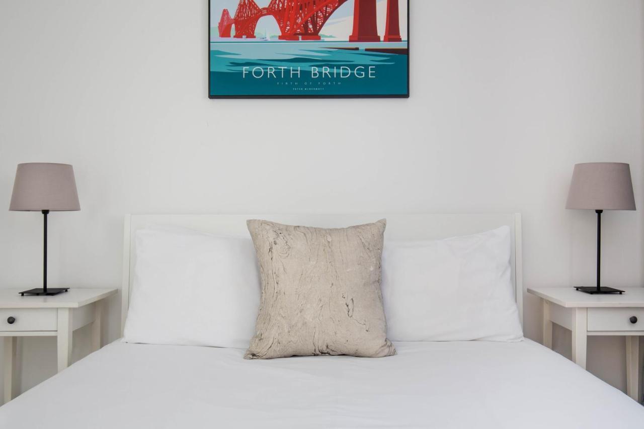 Modern Grassmarket Apartment Edimburgo Esterno foto