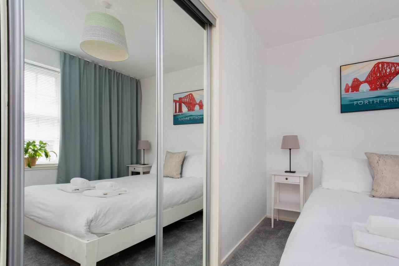 Modern Grassmarket Apartment Edimburgo Esterno foto